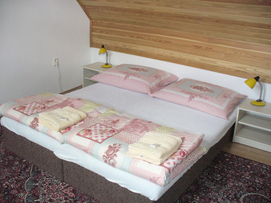 Penzion Jarka Lednice Zimmer foto